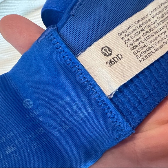 Lululemon sports bra - Picture 8 of 8